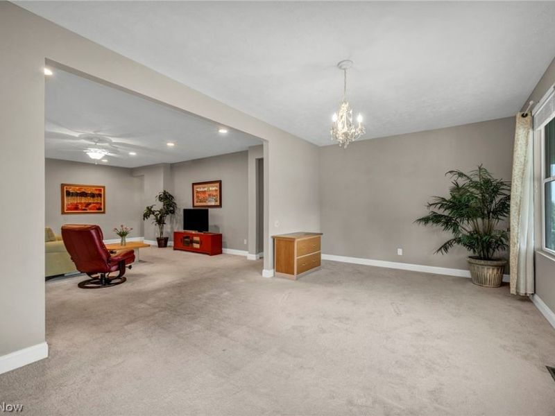 38475 Kingsbury Drive, North Ridgeville, OH 44039 Photo 6