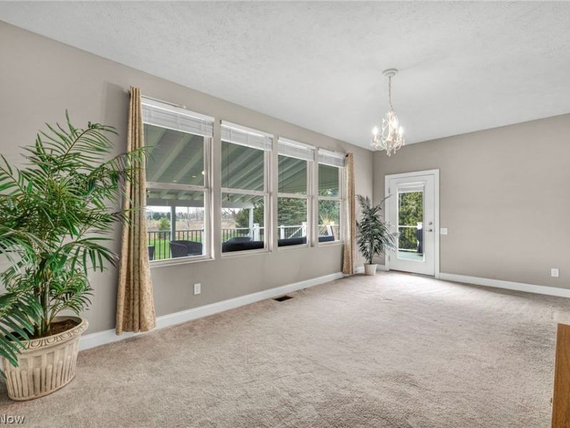 38475 Kingsbury Drive, North Ridgeville, OH 44039 Photo 7