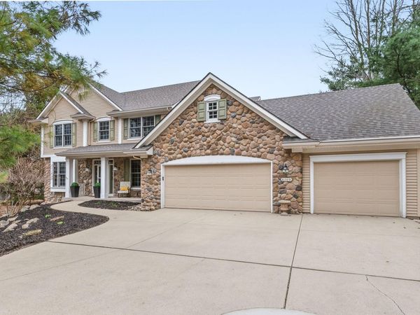 8149 Barony Point, Mattawan, MI 49071