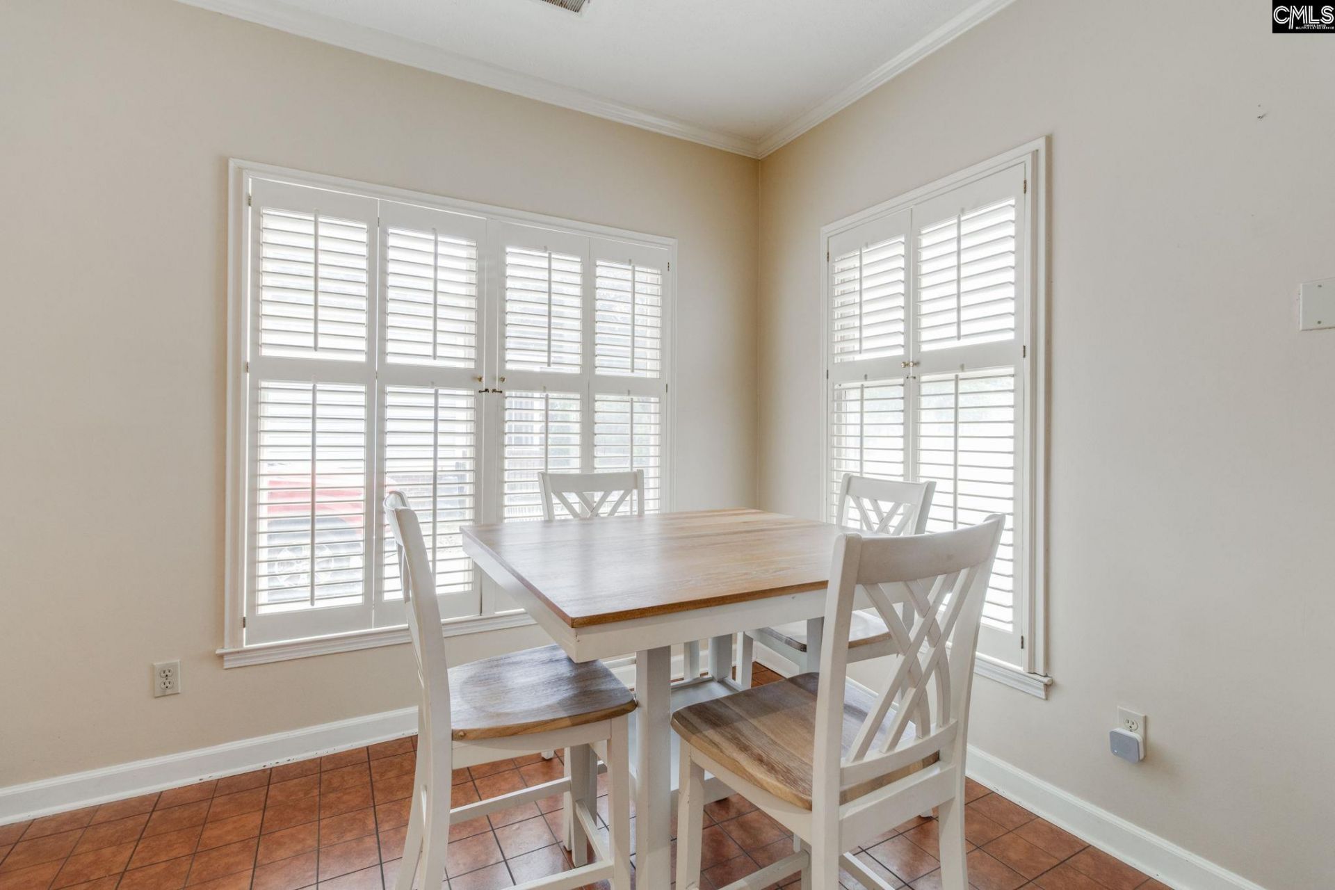 74 Mallet Hill Court  Photo 13