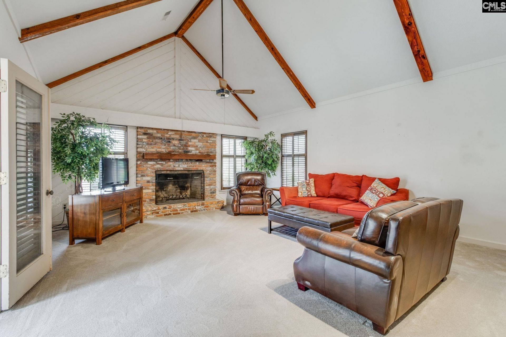 74 Mallet Hill Court  Photo 15