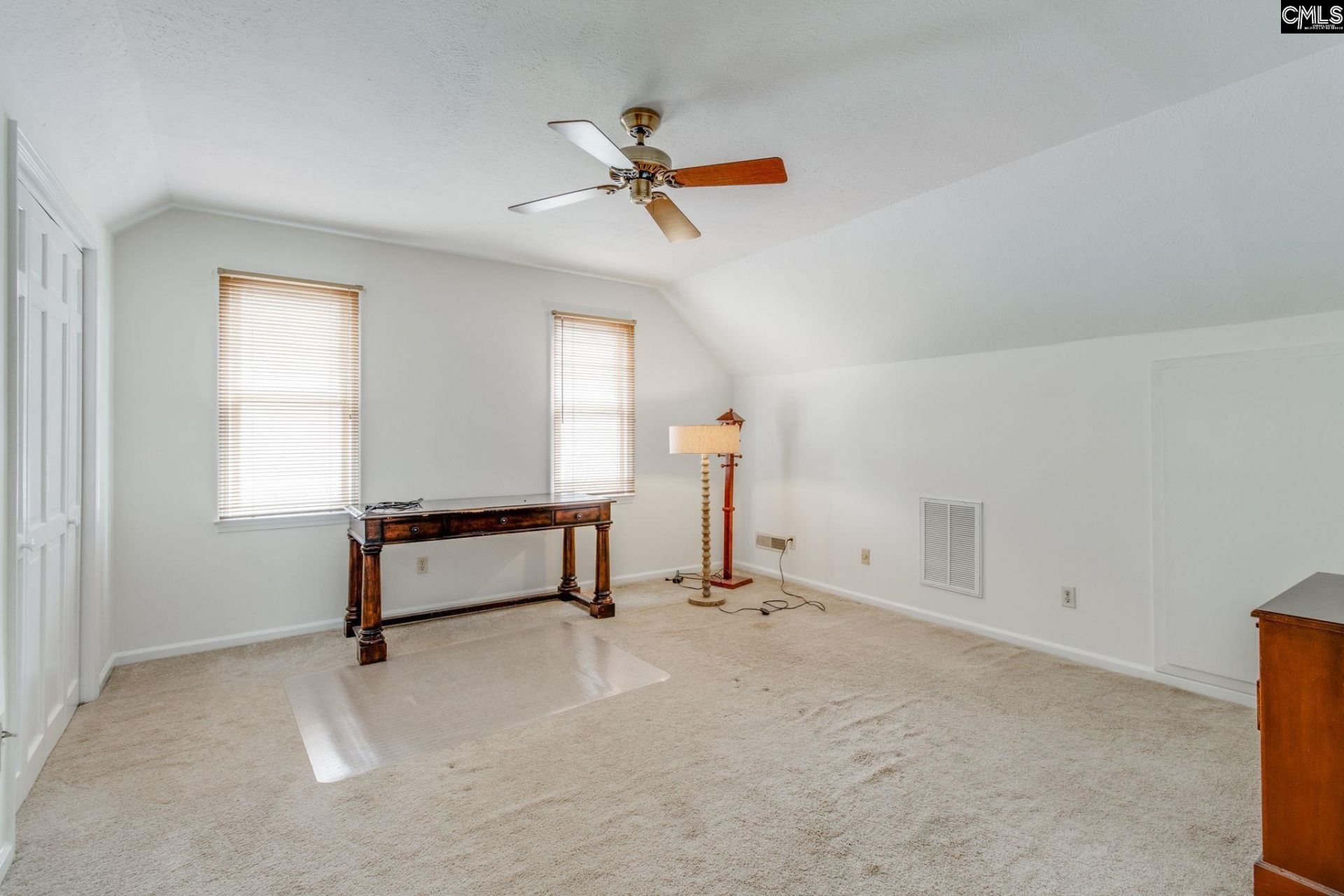 74 Mallet Hill Court  Photo 27