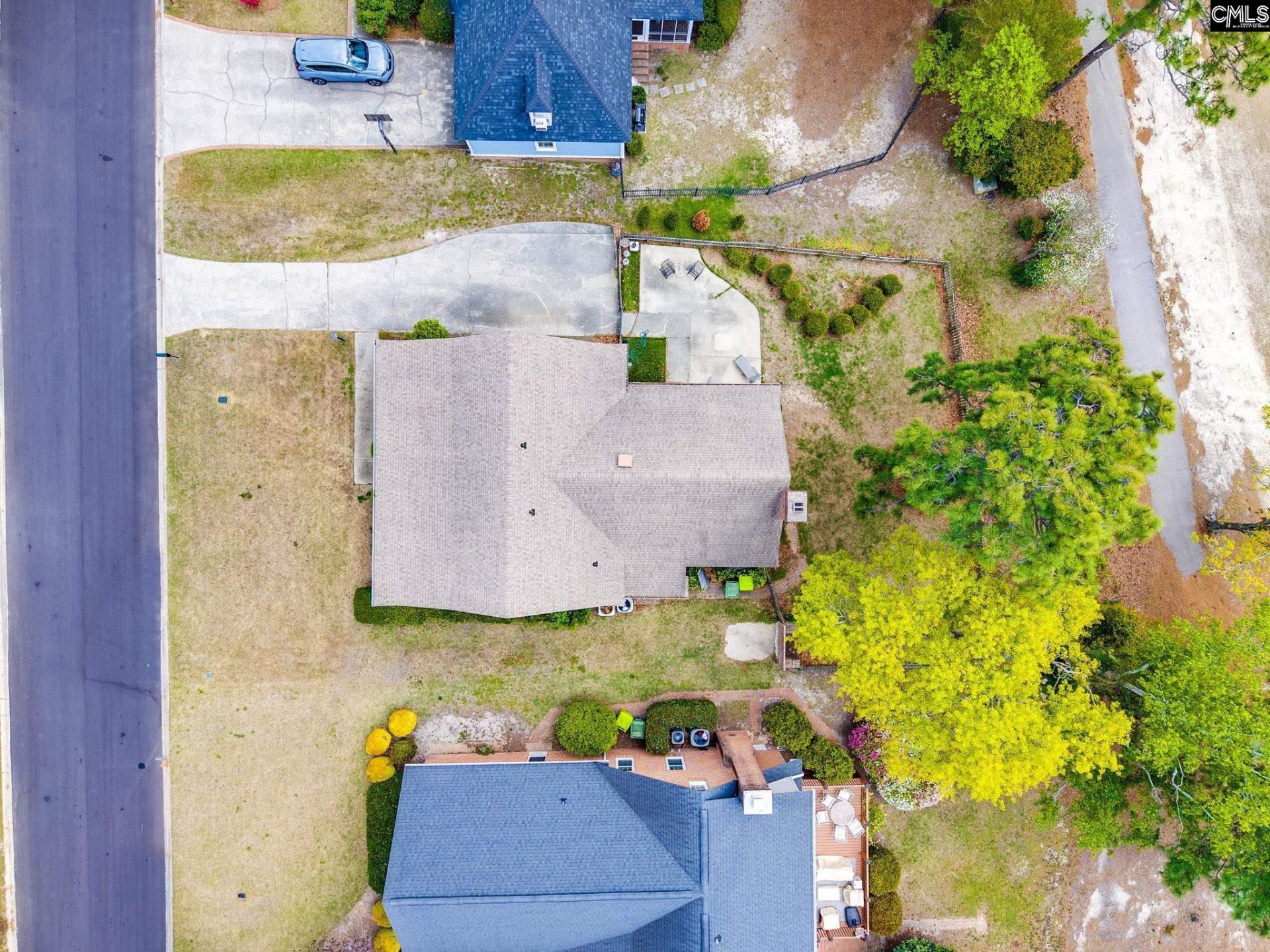 74 Mallet Hill Court  Photo 35