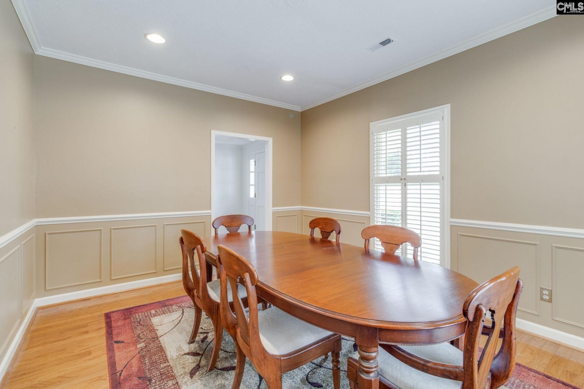 74 Mallet Hill Court  Photo 8