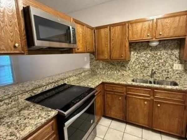 2414 Longview ST, Unit 205, Austin, TX 78705