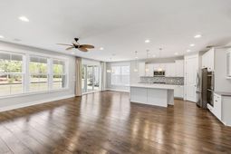 548 Four Seasons Boulevard photo 4