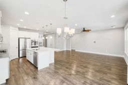 548 Four Seasons Boulevard photo 4