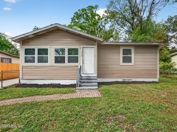 3425 GREENBRIER Drive, Jacksonville, FL 32254