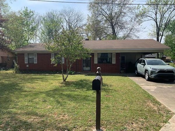 1204 S Ithaca Avenue, Russellville, AR 72801