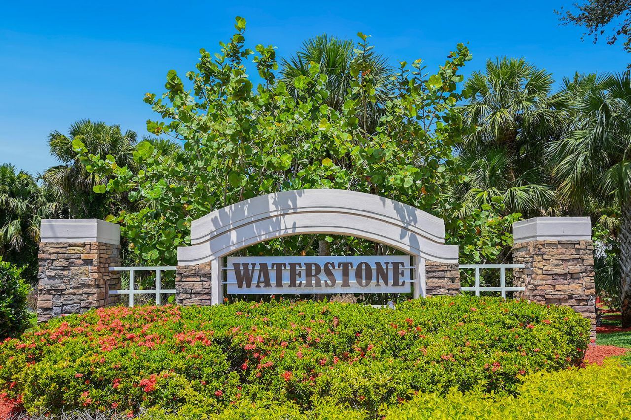8823 Waterstone Boulevard, Fort Pierce, FL 34951 Photo