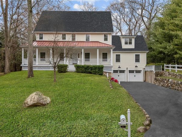 17 Nadworny Lane, Stony Brook, NY 11790