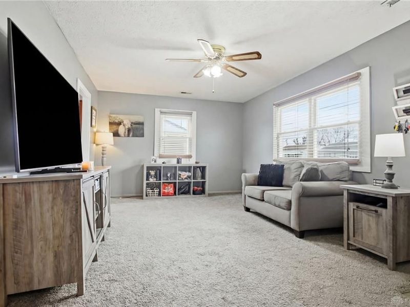 2745 Share Street, Springfield, OH 45505 Photo 5