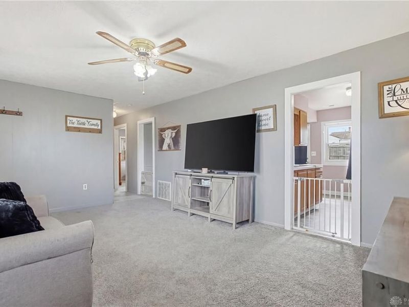 2745 Share Street, Springfield, OH 45505 Photo 7