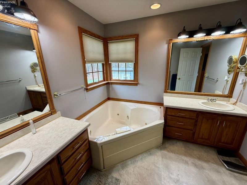 605 Sassafras Drive, Vermilion, OH 44089 Photo 19