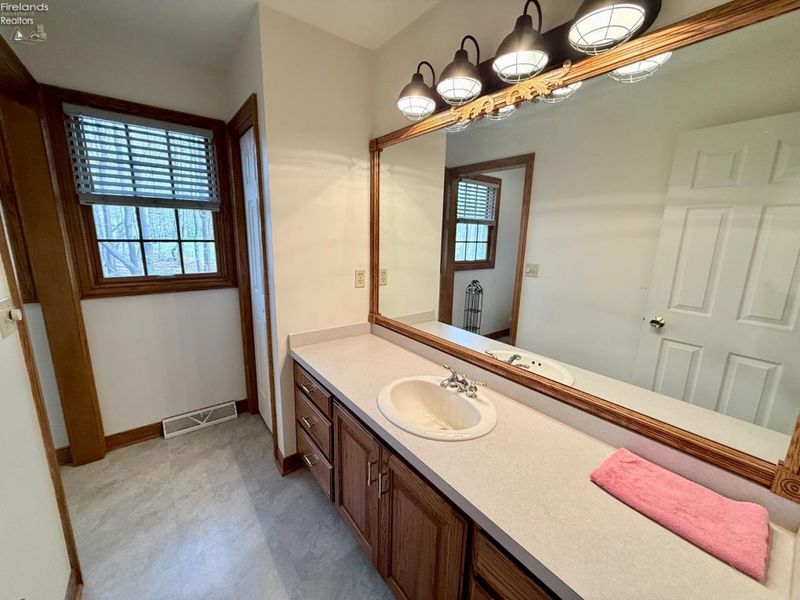 605 Sassafras Drive, Vermilion, OH 44089 Photo 28