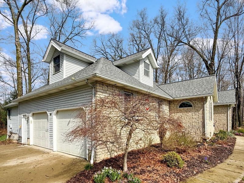 605 Sassafras Drive, Vermilion, OH 44089 Photo 5