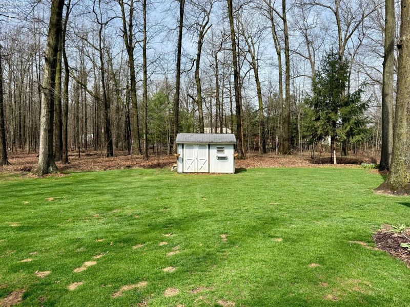 605 Sassafras Drive, Vermilion, OH 44089 Photo 6