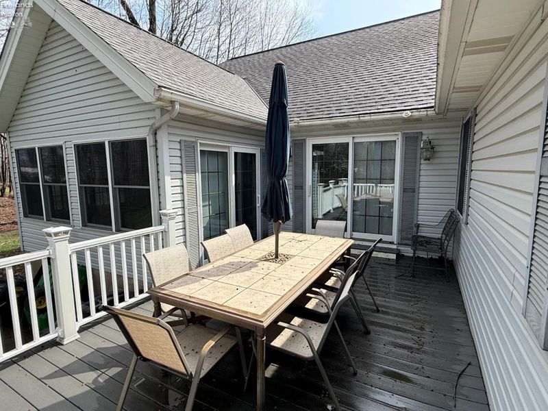 605 Sassafras Drive, Vermilion, OH 44089 Photo 7