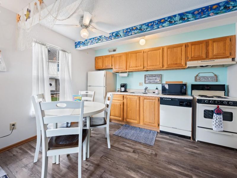 59 N Schooner Point Drive, Unit 59, Port Clinton, OH 43452 Photo 11