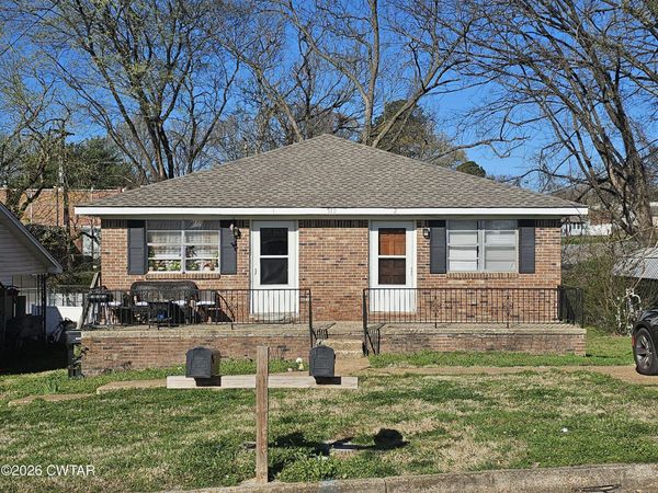 515 Reynolds Avenue , Dyersburg, TN 38024