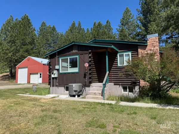 643 S Main Street, Cascade, ID 83611