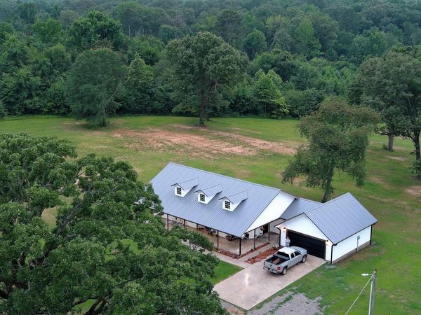 4109 W Creek Road, Ozark, AR 72949