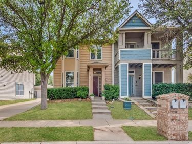 10716 Astor Drive, Fort Worth, TX 76244