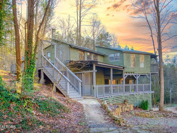 925 Newcombe Branch Way, Cosby, TN 37722