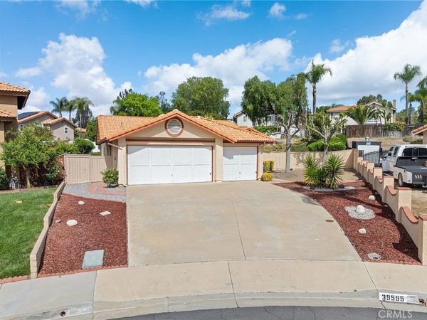 39555 Glenwood Court, Murrieta, CA 92563
