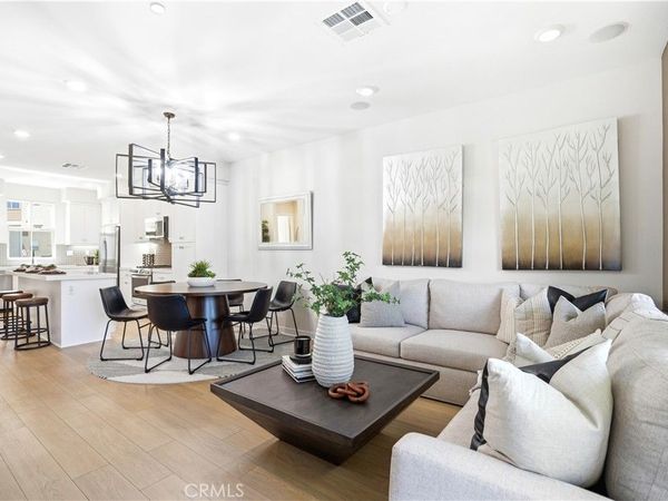 131 Graze Way, Rancho Mission Viejo, CA 92694