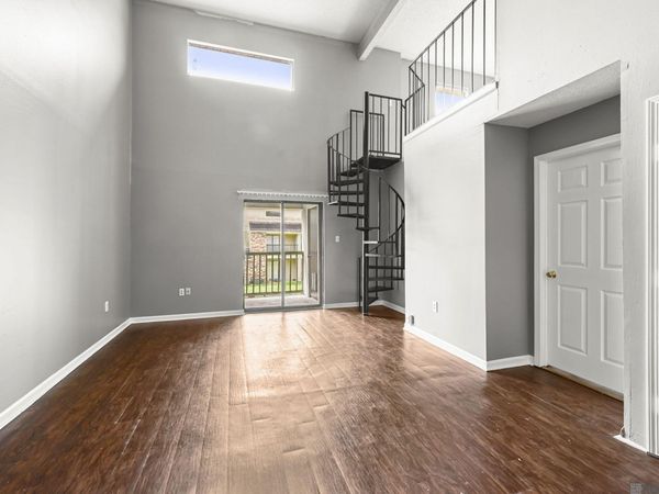 1724 S Brightside View Dr, Unit #D, Baton Rouge, LA 70820
