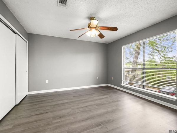 1724 S Brightside View Dr, Unit #D, Baton Rouge, LA 70820