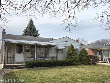 7946 McKinley Street, Taylor, MI 48180