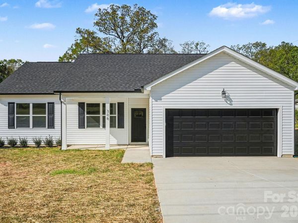 308 S White Street, Marshville, NC 28103