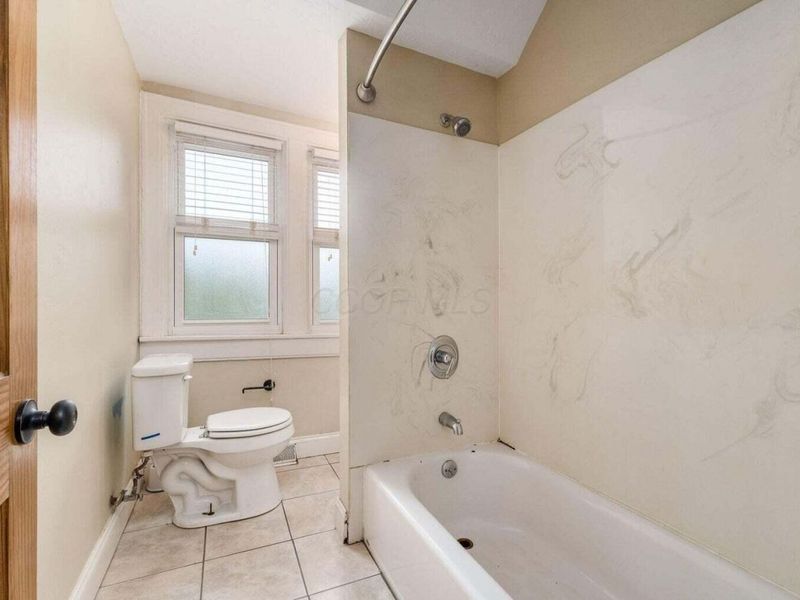 2339 Summit Street, Columbus, OH 43202 Photo 25