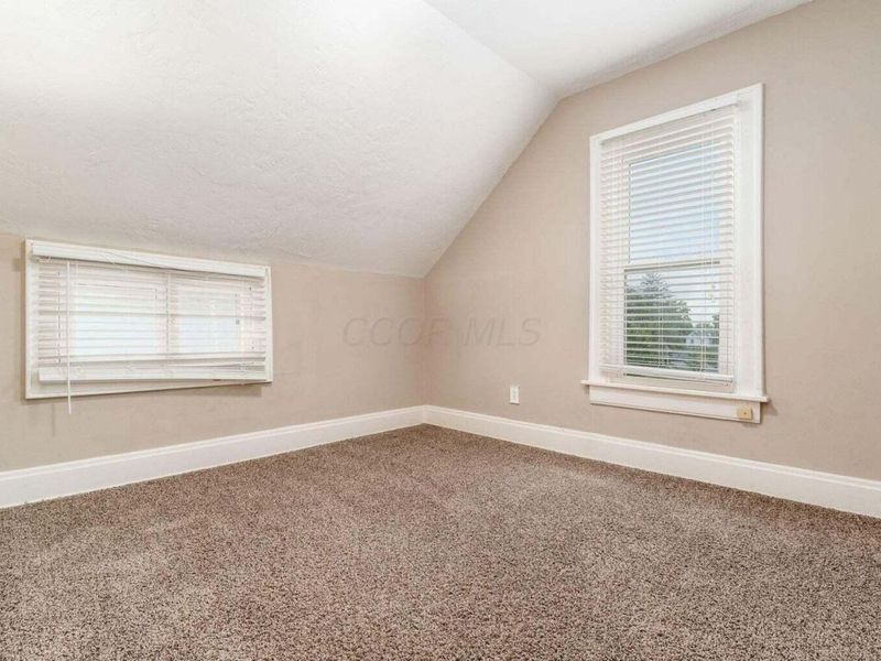 2339 Summit Street, Columbus, OH 43202 Photo 31