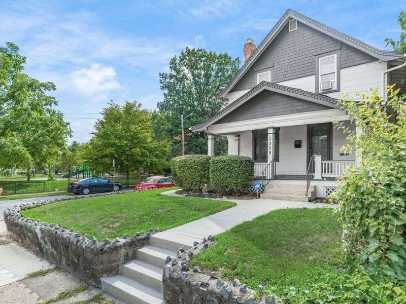 2339 Summit Street, Columbus, OH 43202 Photo 4