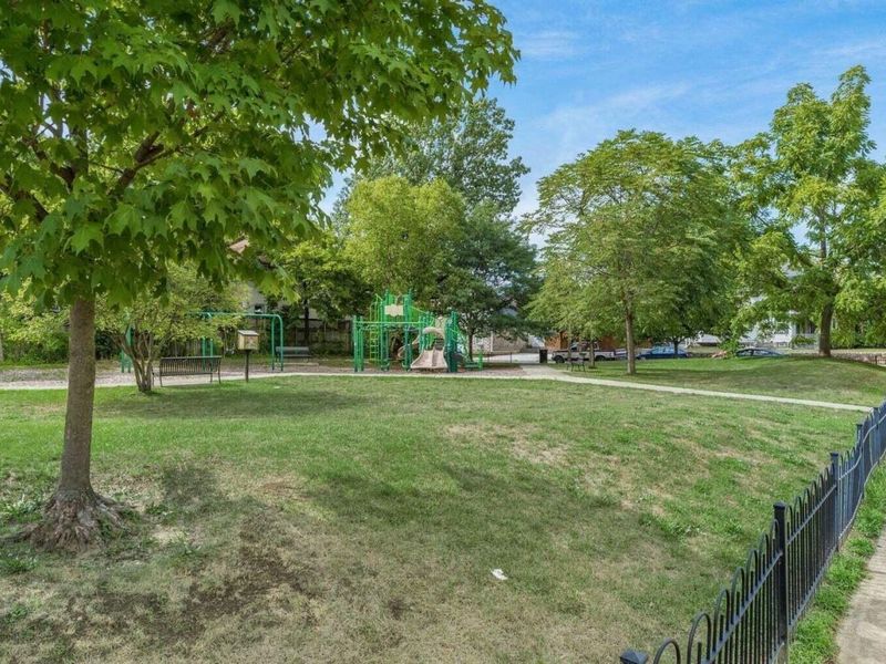 2339 Summit Street, Columbus, OH 43202 Photo 40