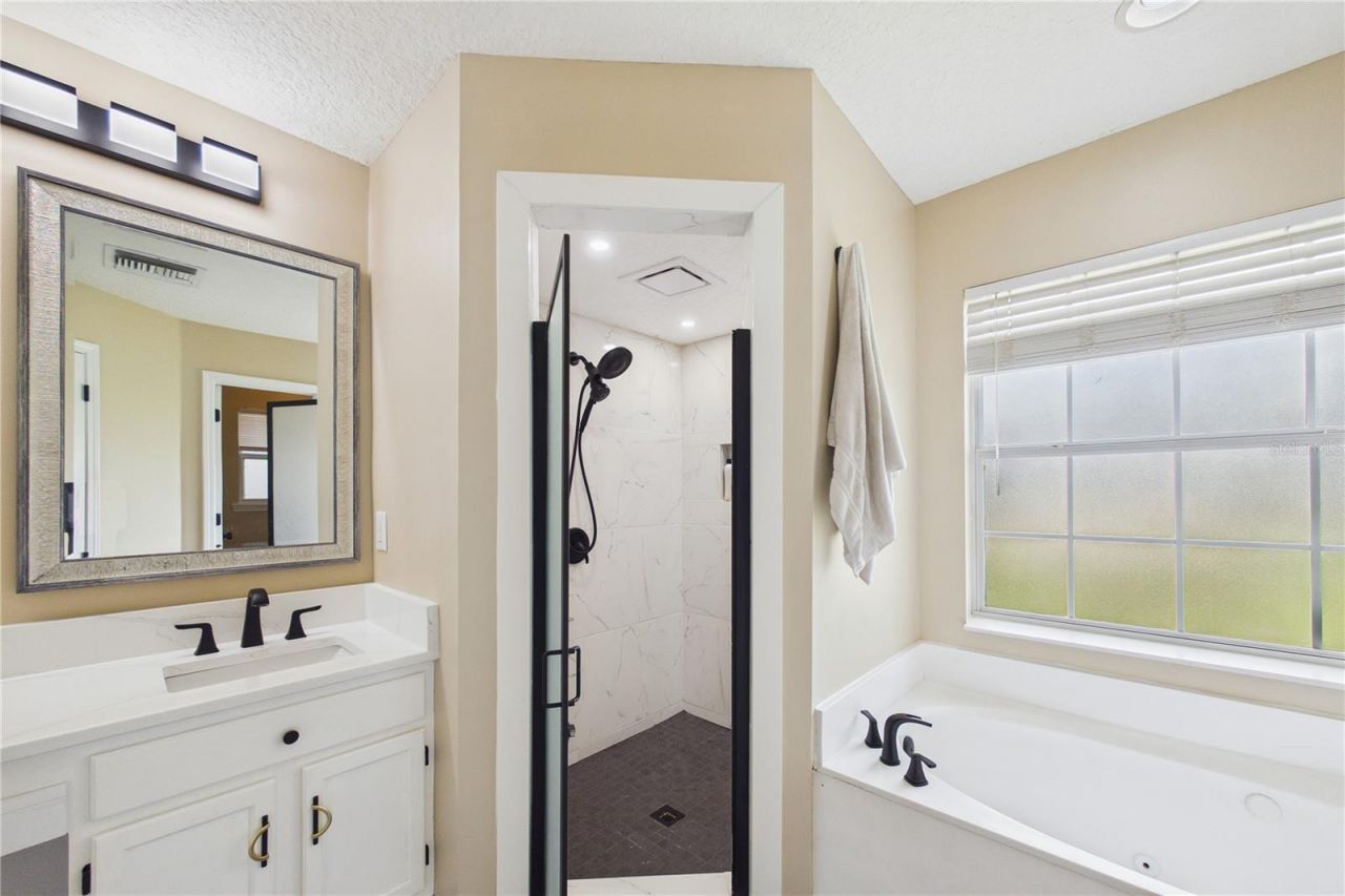 2487 Winged Elm Drive E, Jacksonville, FL 32246 Photo