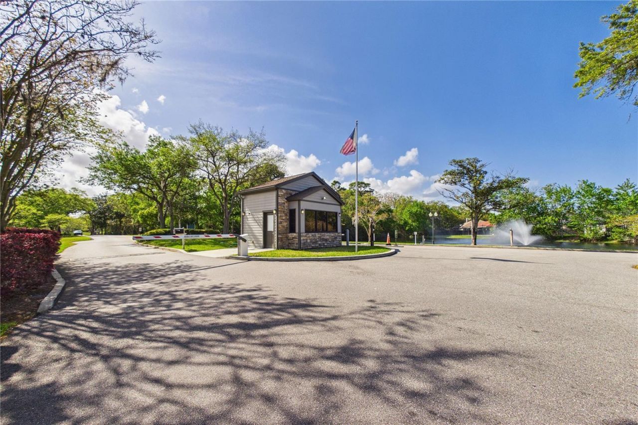 2487 Winged Elm Drive E, Jacksonville, FL 32246 Photo