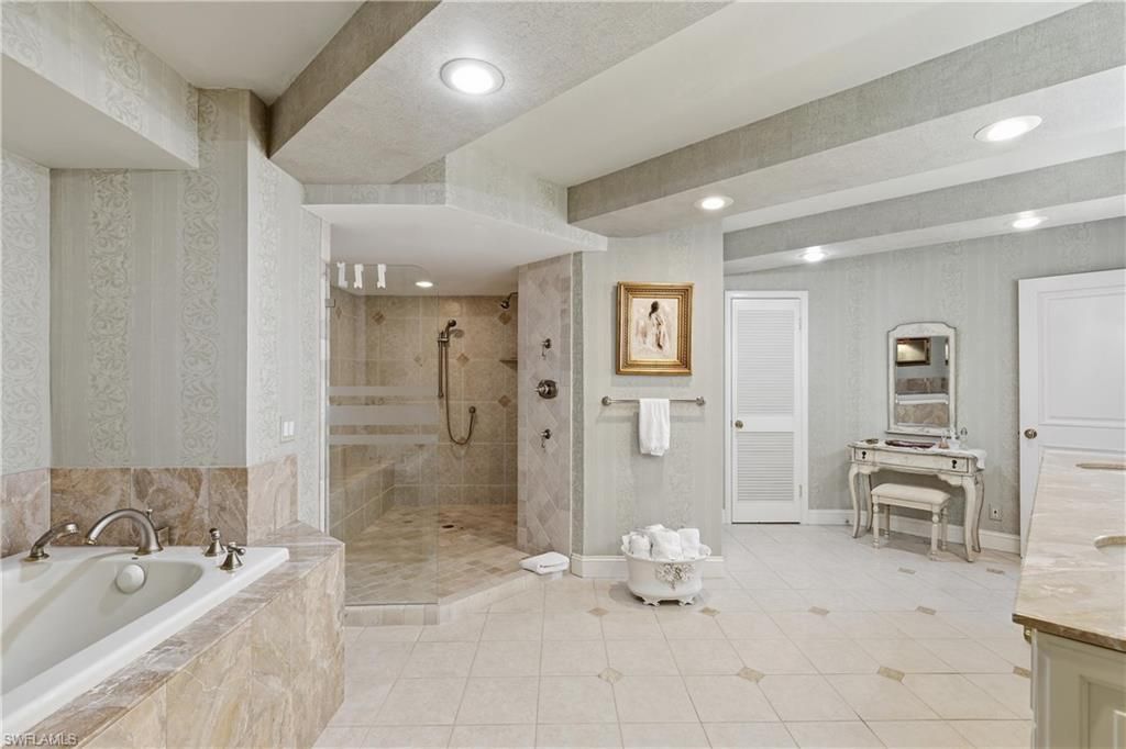 4041 Gulf Shore Blvd N, Unit 1007, Naples, FL 34103 Photo