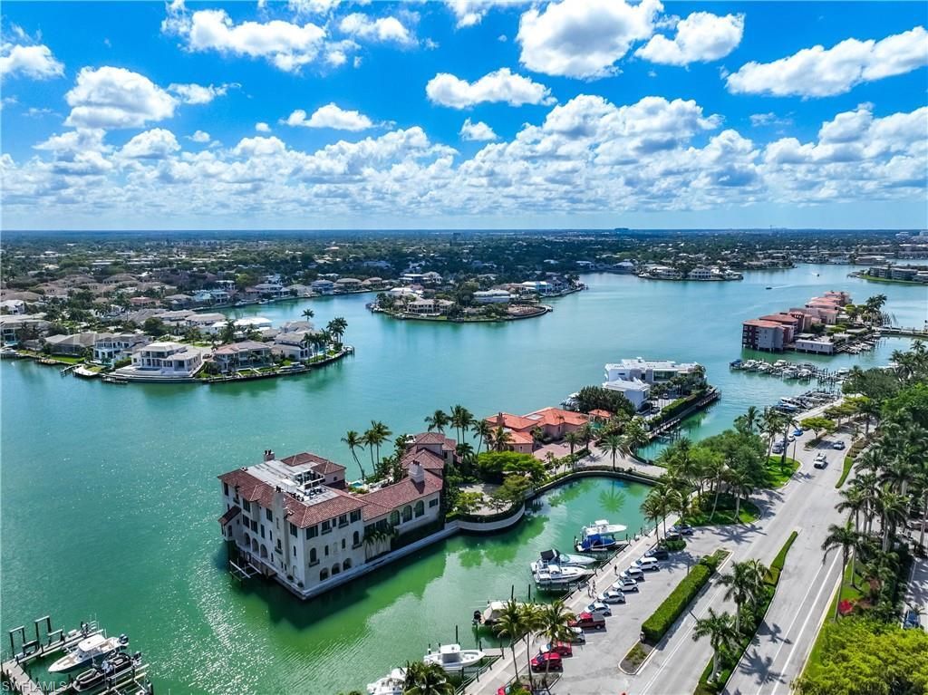 4041 Gulf Shore Blvd N, Unit 1007, Naples, FL 34103 Photo