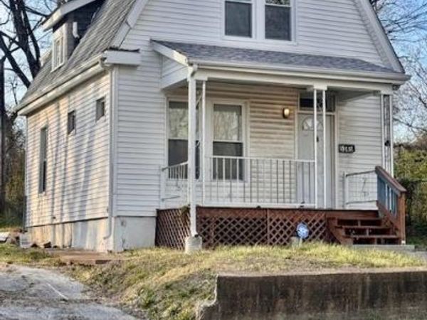 5345 Helen Avenue , St Louis, MO 63136