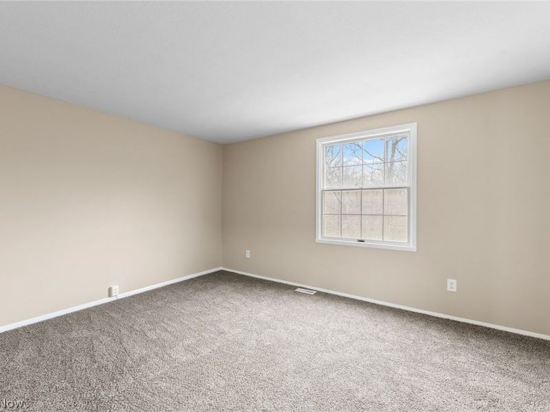 218 Regina Drive , Bedford, OH 44146 Photo 11