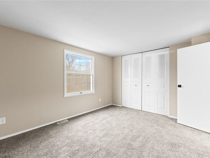 218 Regina Drive , Bedford, OH 44146 Photo 14