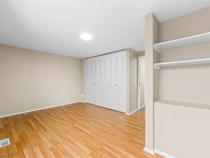 218 Regina Drive , Bedford, OH 44146 Photo 18