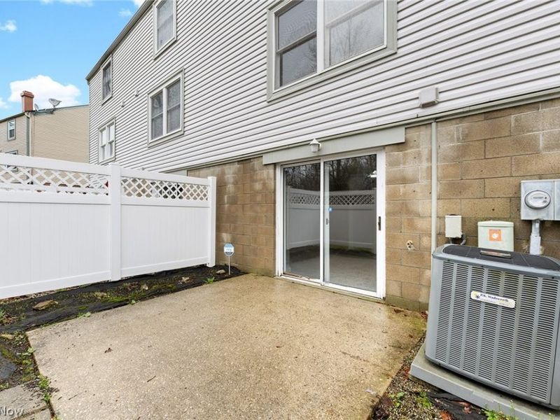 218 Regina Drive , Bedford, OH 44146 Photo 26