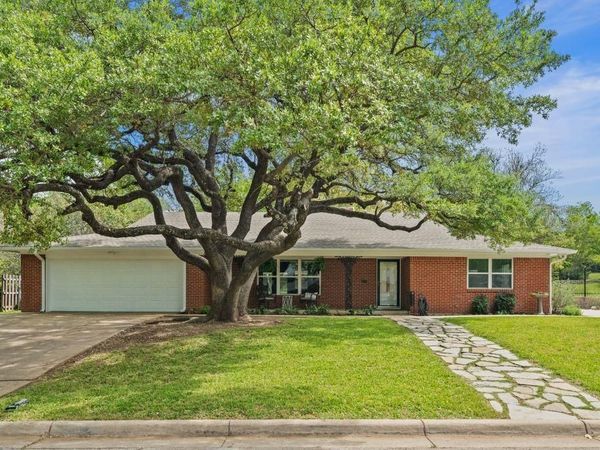 4609 Inwood Road, Fort Worth, TX 76109