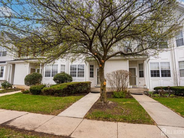 1503 blossom Circle, Dayton, NJ 08810