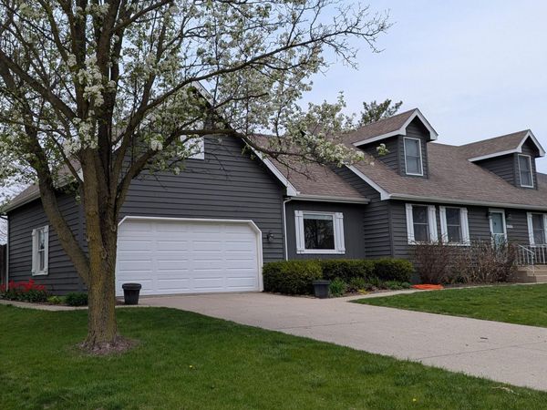 2066 Anna Street , Schererville, IN 46375